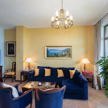 Luxury 3-bedroom In Sozopolis With Sea View Szozopol
