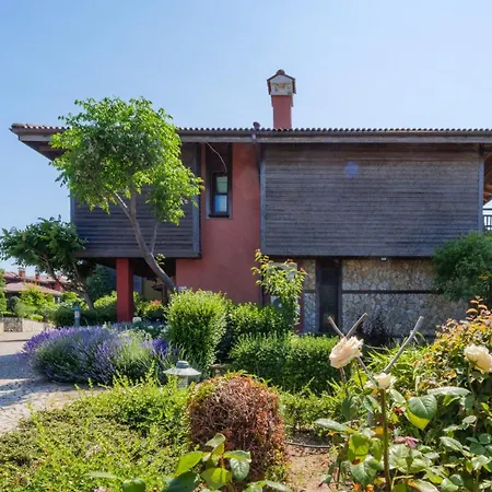 Luxury 3-bedroom In Sozopolis With Sea View Willa *